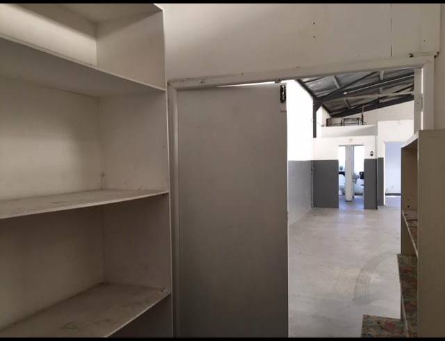 202M² WAREHOUSE SOLD IN RETREAT